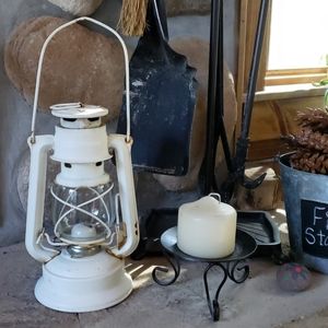 Vintage Meva #864 Kerosene Lantern